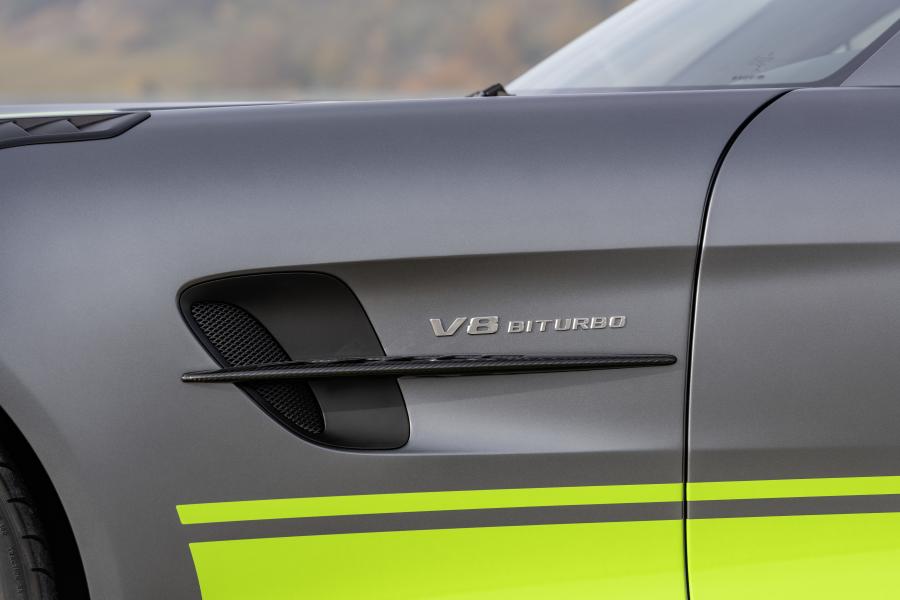 Детали экстерьера Mercedes-AMG GT R PRO (C190) 2019 года  (WW) (фото 23 из 50)